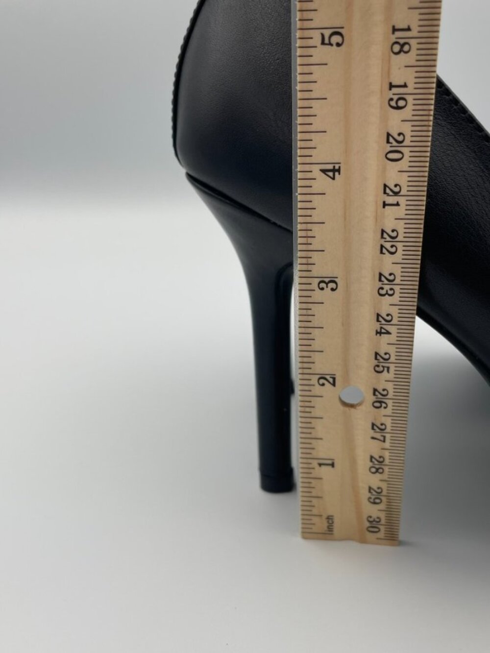 Lauren Ralph Lauren Pointed Toe Pumps Womens 8.5 Black Suede Tip 3.5in Heels - Picture 10 of 10